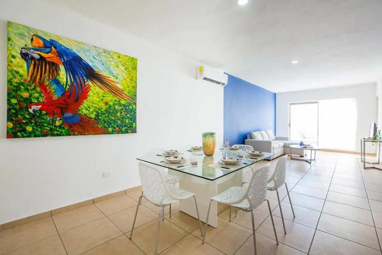 Best Penthouses & Apartments In Pdc! 2 & 1 Bedroom Units Close To The 5Th Av Playa del Carmen