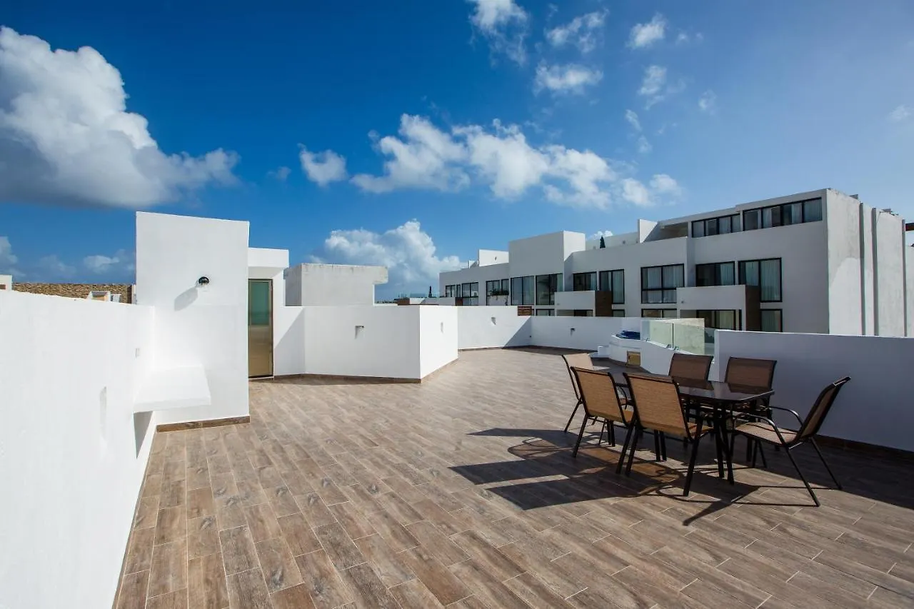 Best Penthouses & Apartments In Pdc! 2 & 1 Bedroom Units Close To The 5Th Av Playa del Carmen Mexico