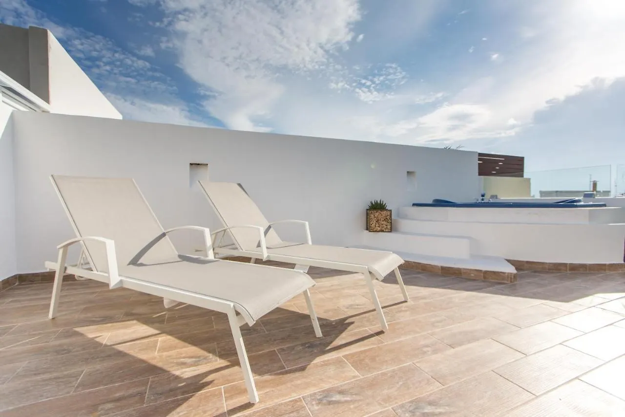 Best Penthouses & Apartments In Pdc! 2 & 1 Bedroom Units Close To The 5Th Av Playa del Carmen
